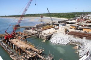 Appa monta sistema especial para atracar o primeiro navio em Pontal